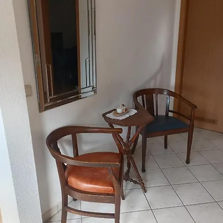 Ferienwohnung Neben Hbf 格拉